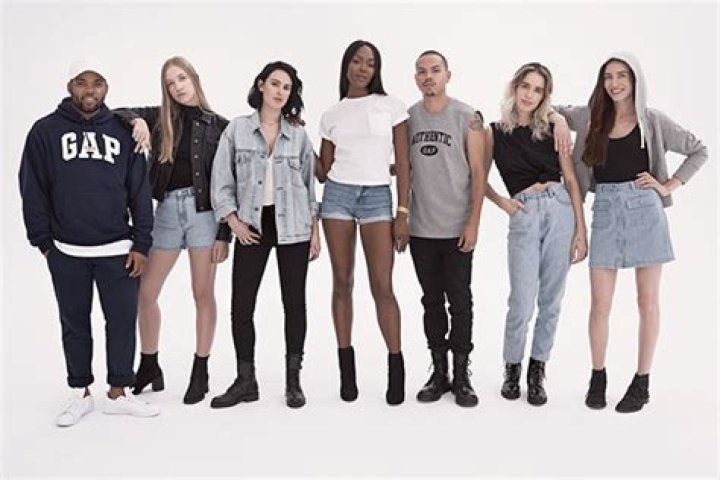 Generation Gap Campaign PICS — Naomi Campbell & More