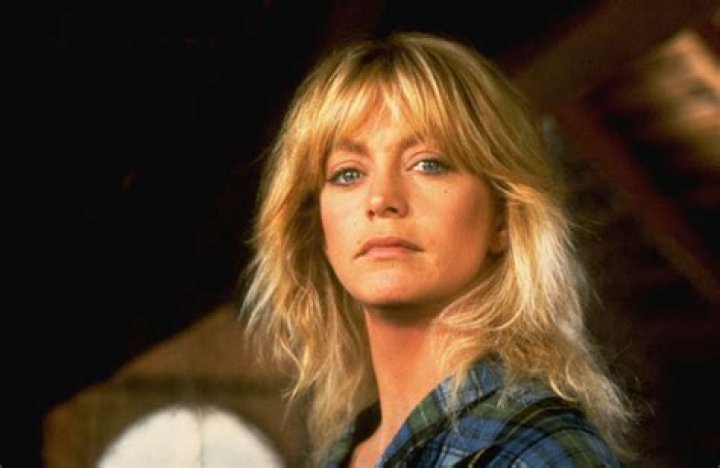 Goldie Hawn, 75, Looks Amazing Dancing In A Swimsuit For ‘Mamma Mia’ Video