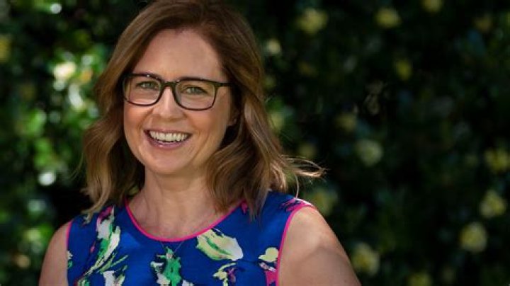 Jenna Fischer Bio – Hollywood Life