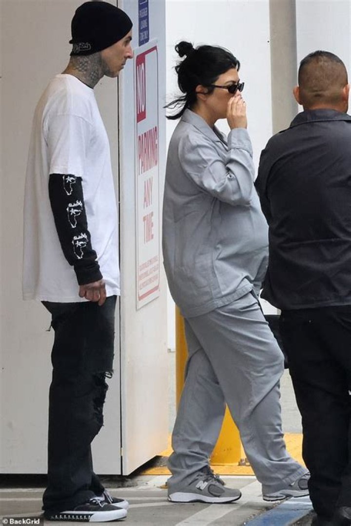 Kim Kardashian Leaves Hospital 4 Days After Giving Birth